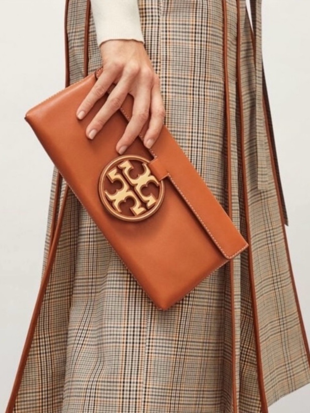 Tory Burch Miller Metal clutch Aged camello